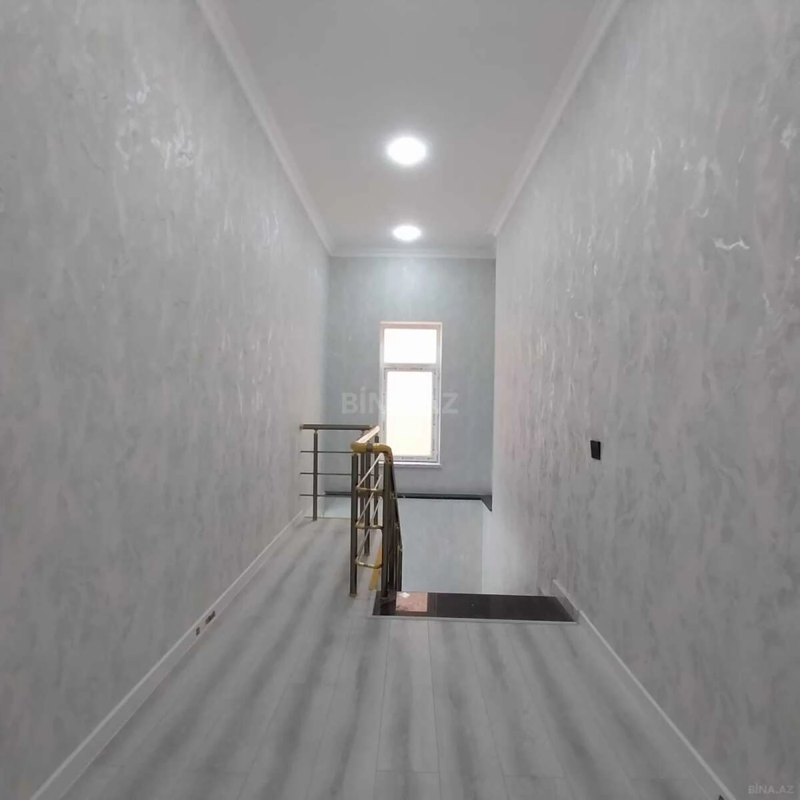 Satılır 5 otaqlı həyət evi 150 m²