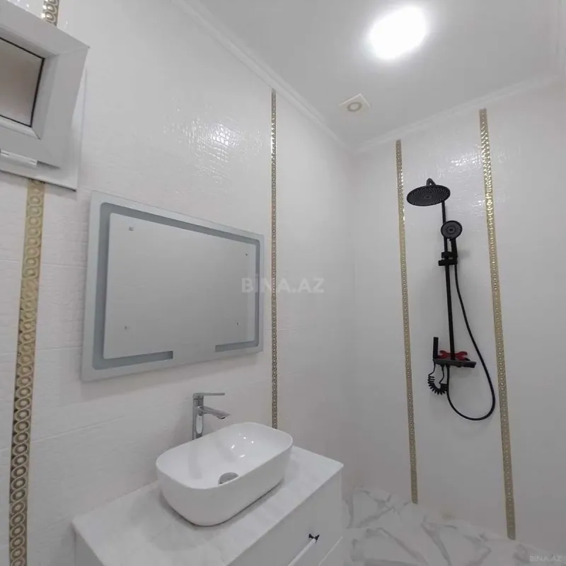 Satılır 5 otaqlı həyət evi 150 m²