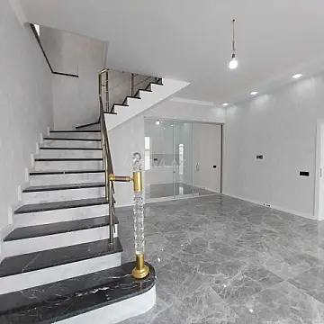 Satılır 5 otaqlı həyət evi 150 m²