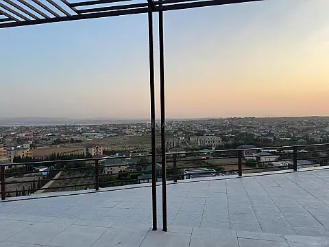Satılır 5 otaqlı həyət evi 155 m²