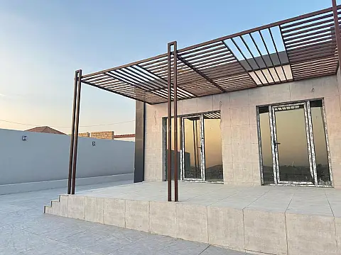Satılır 5 otaqlı həyət evi 155 m²