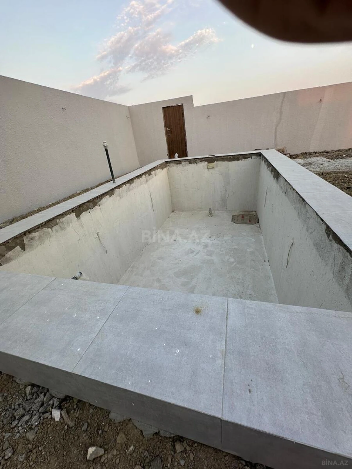 Satılır 5 otaqlı həyət evi 155 m²
