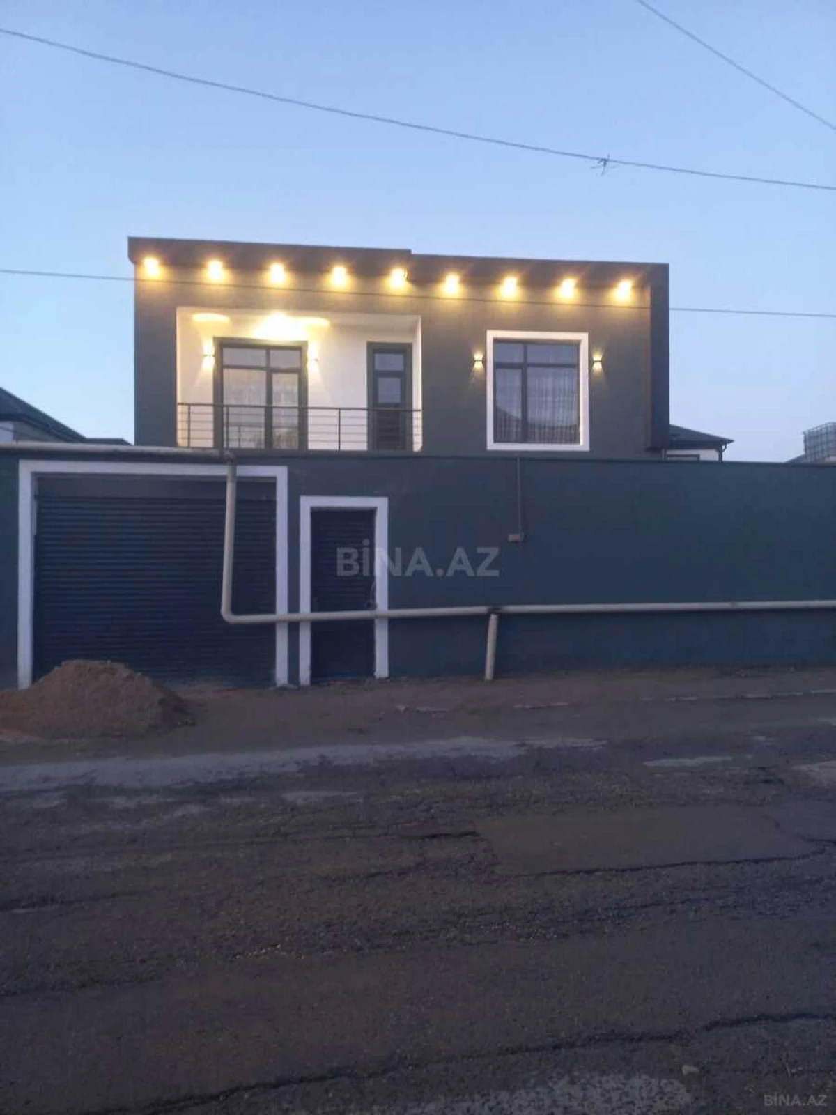 Satılır 5 otaqlı həyət evi 150 m²