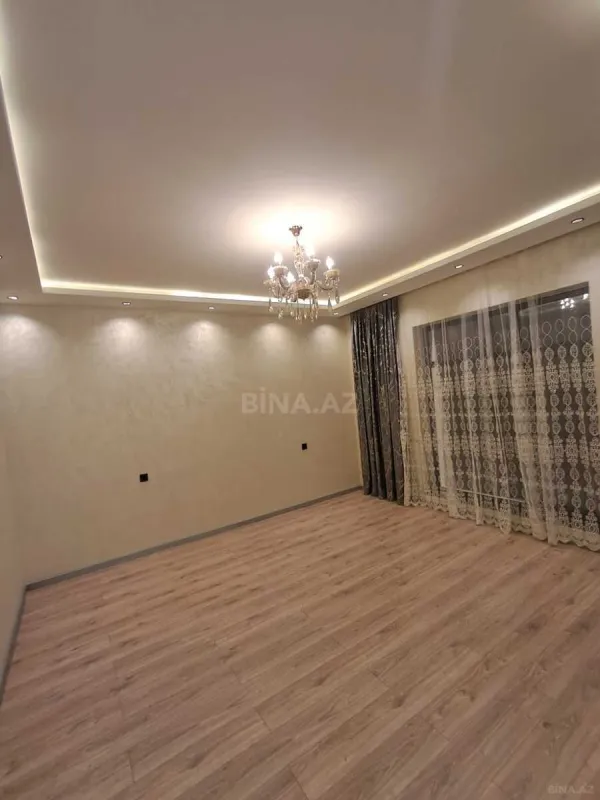 Satılır 5 otaqlı həyət evi 150 m²