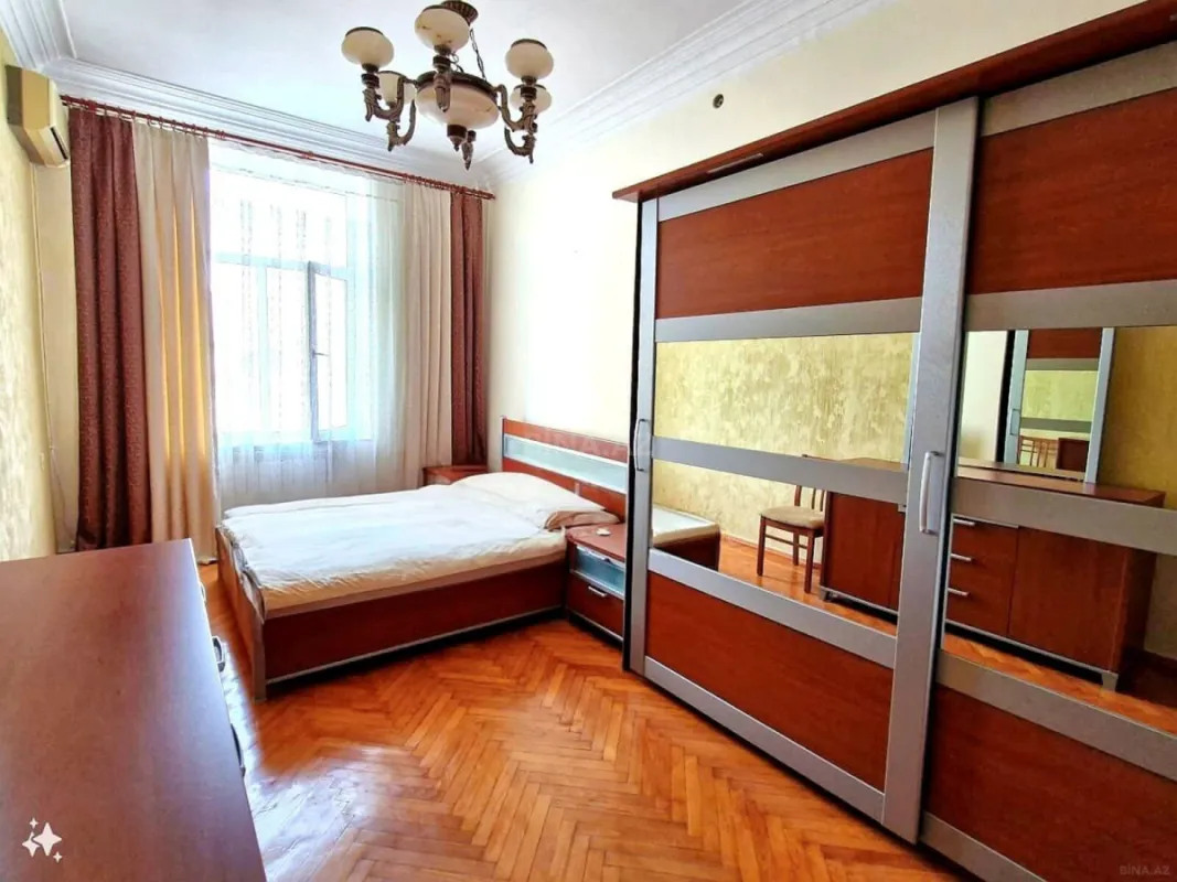 Satılır 3 otaqlı mənzil 75.5 m²