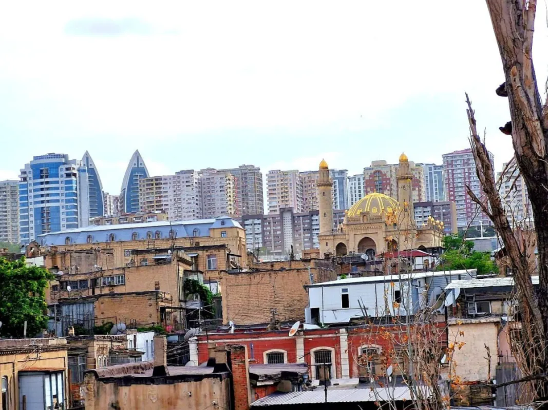 Satılır 3 otaqlı mənzil 75.5 m²