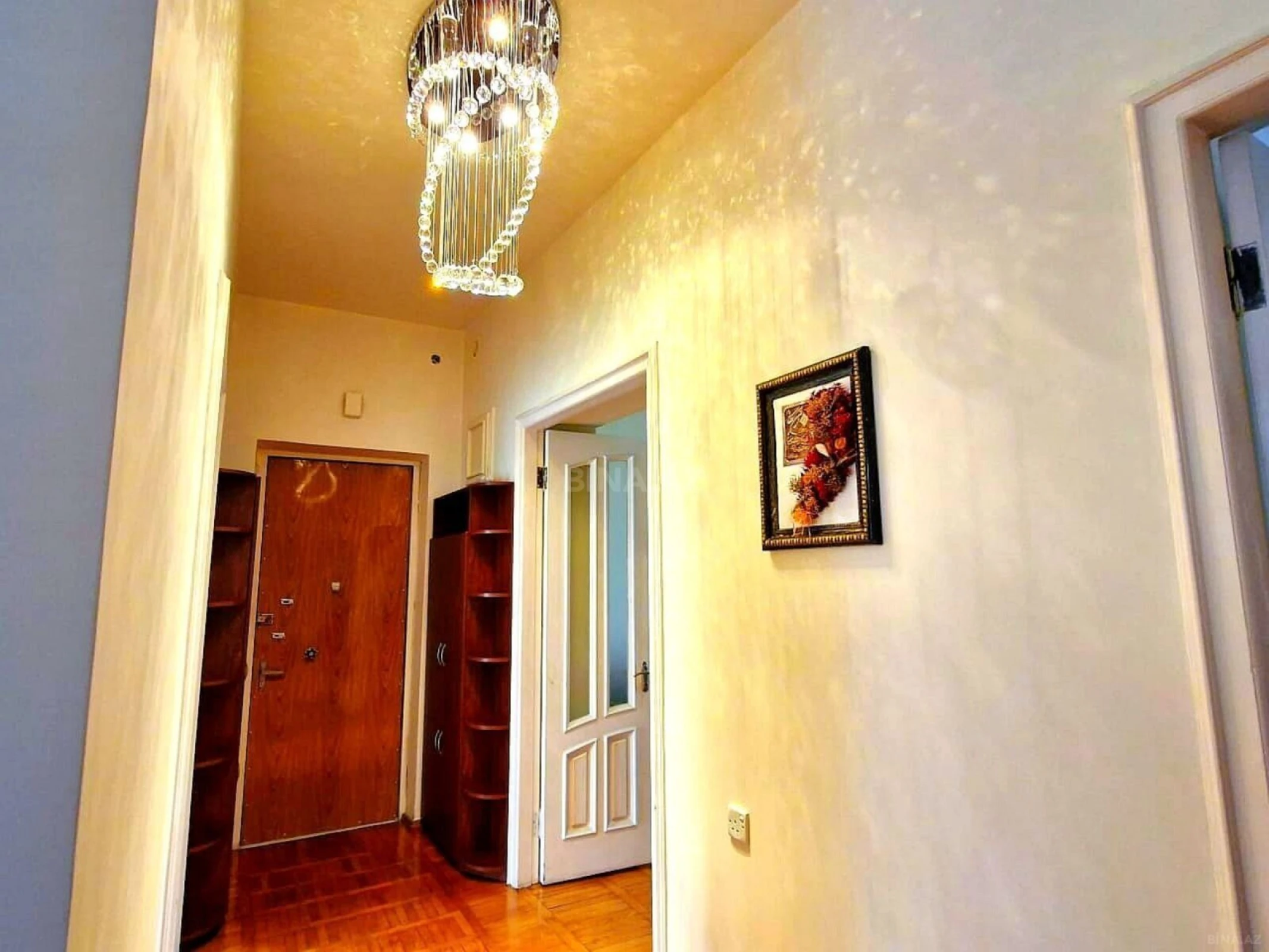 Satılır 3 otaqlı mənzil 75.5 m²