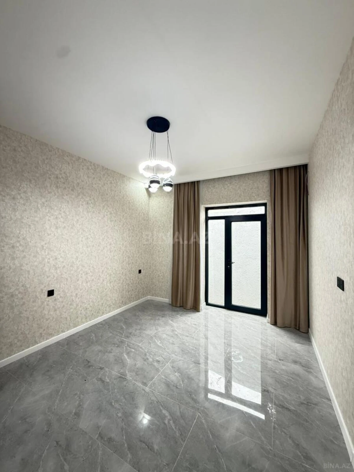 Satılır 4 otaqlı həyət evi 125 m²