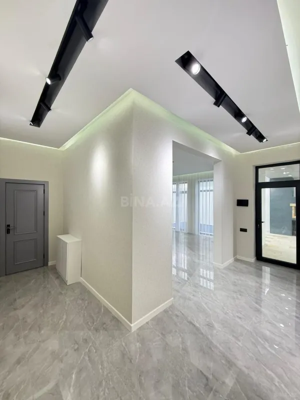 Satılır 4 otaqlı həyət evi 125 m²