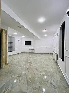 Kirayə verilir obyekt 216 m²