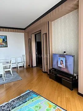Satılır 3 otaqlı mənzil 190 m²