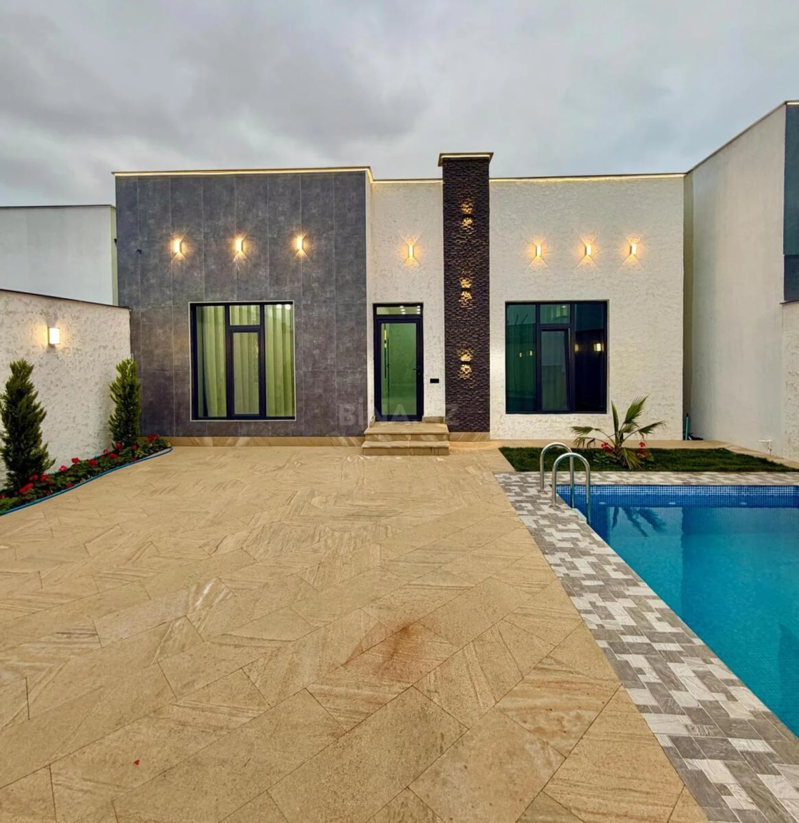 Satılır 4 otaqlı həyət evi 150 m²