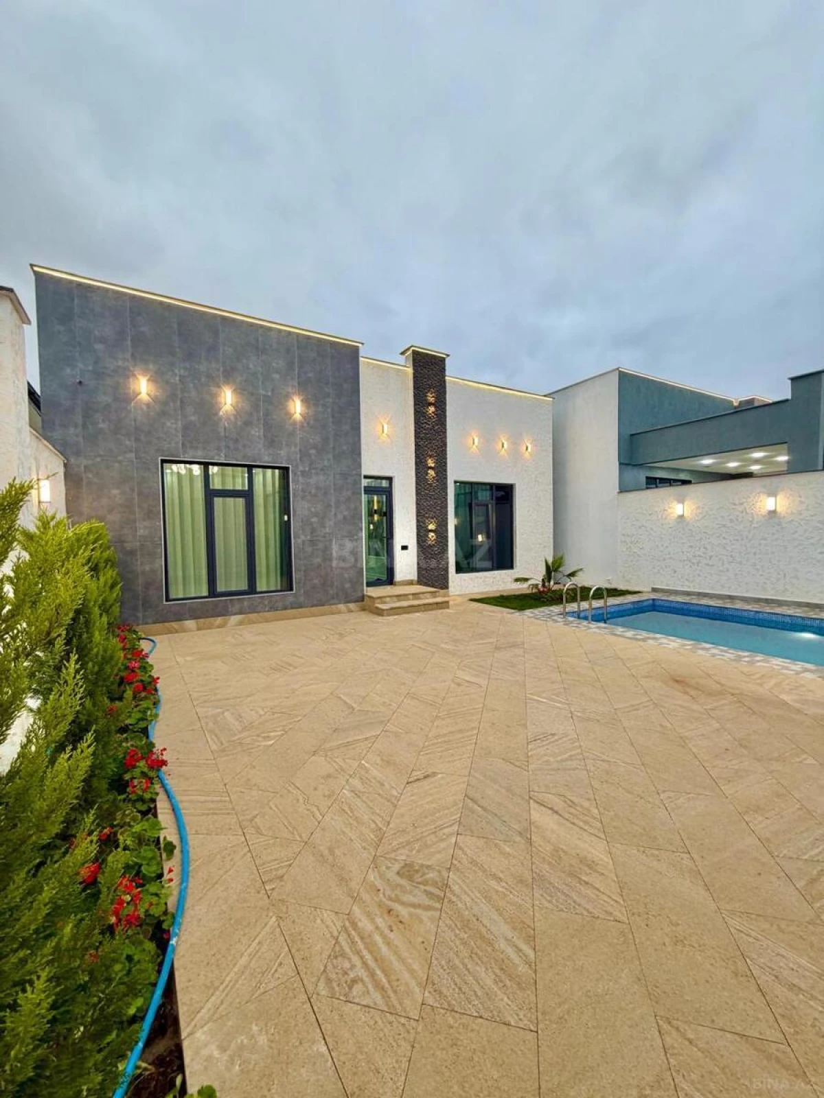 Satılır 4 otaqlı həyət evi 150 m²