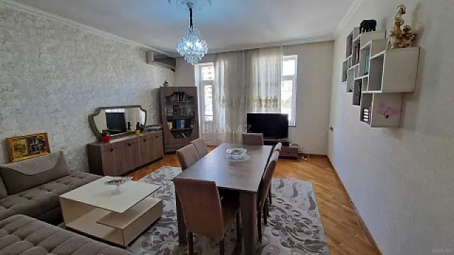 Satılır 3 otaqlı mənzil 75 m²