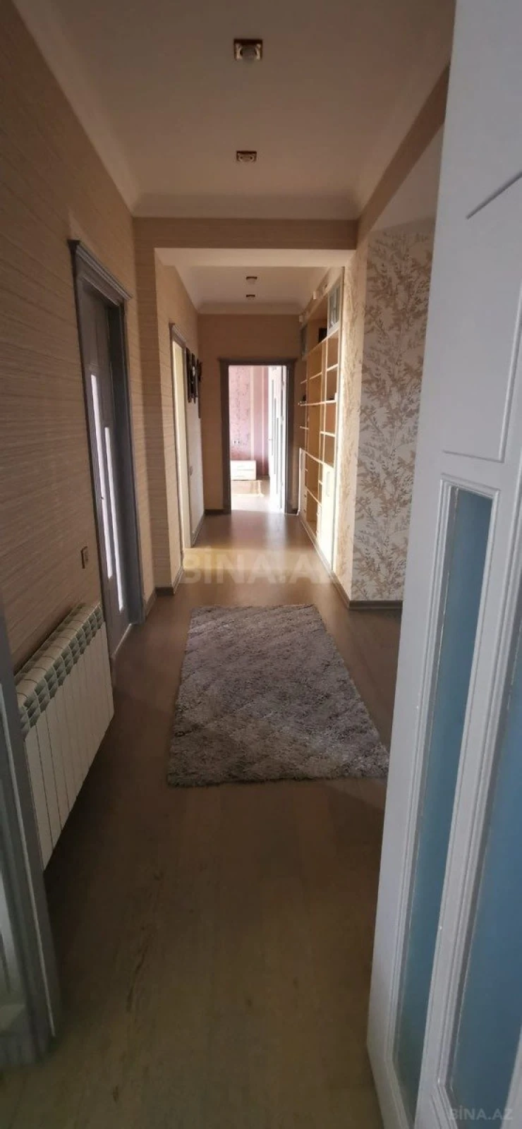 Satılır 4 otaqlı mənzil 170 m²