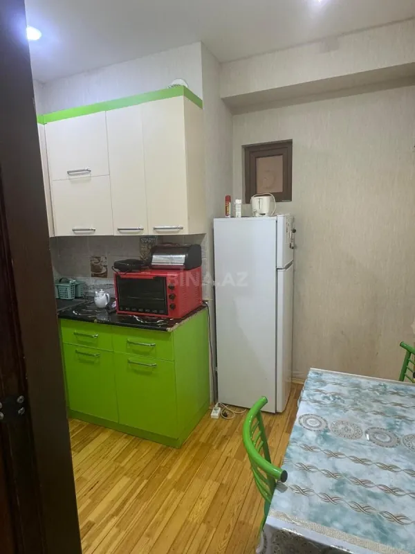 Satılır 2 otaqlı mənzil 72 m²