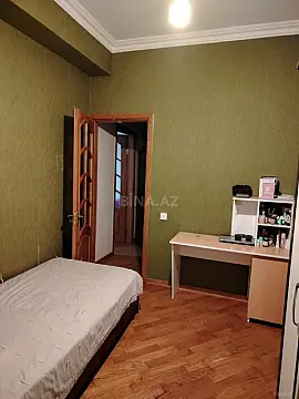 Satılır 4 otaqlı mənzil 148 m²