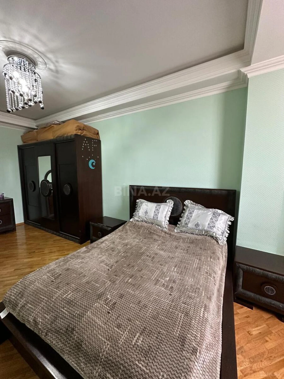 Satılır 3 otaqlı mənzil 92 m²