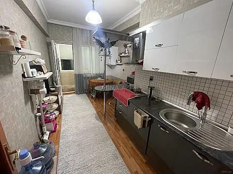 Satılır 2 otaqlı mənzil 94 m²
