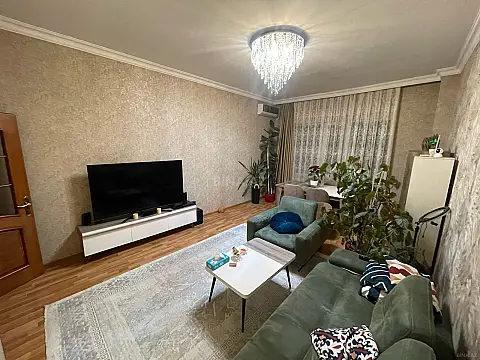 Satılır 2 otaqlı mənzil 94 m²