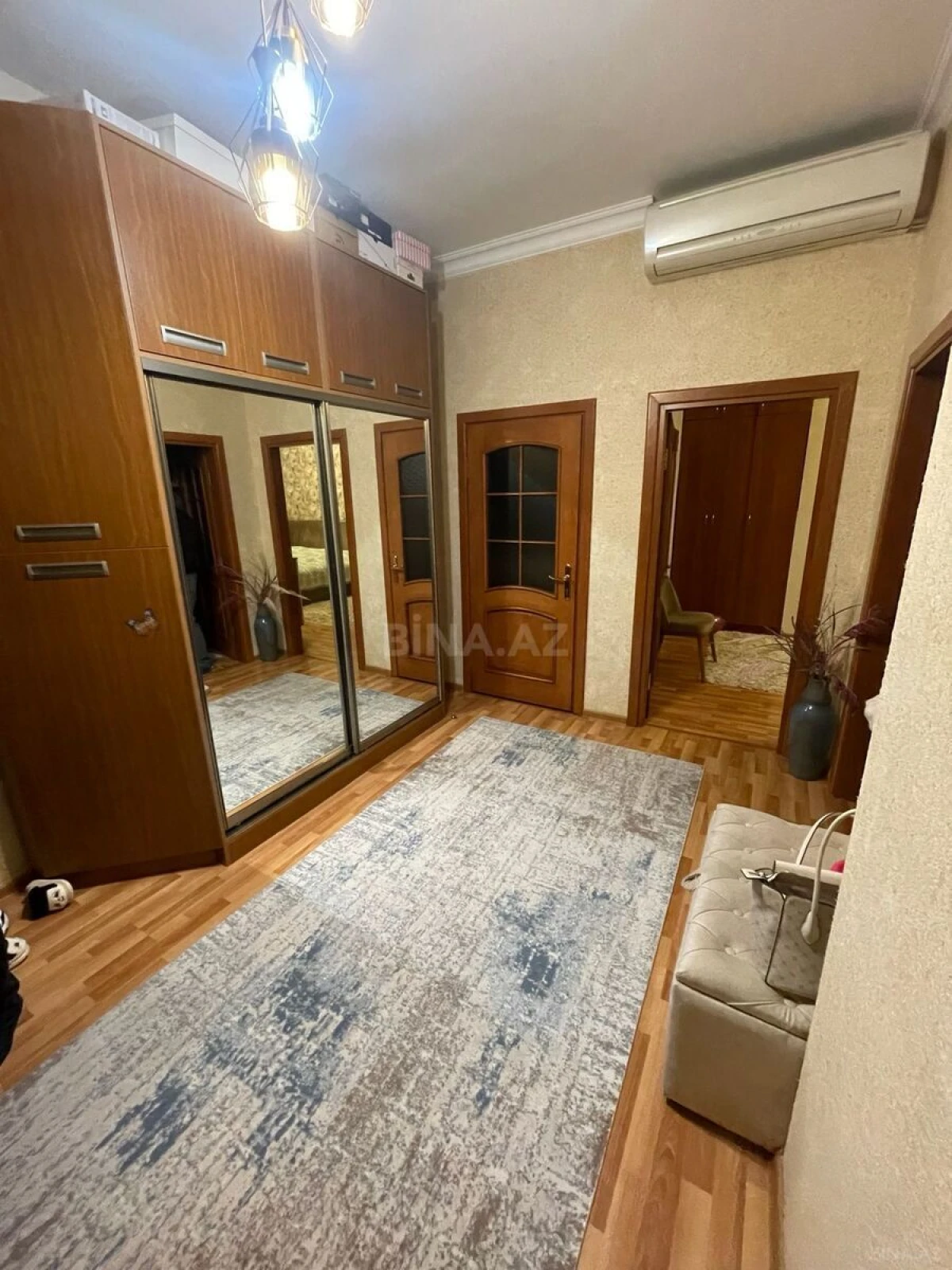 Satılır 2 otaqlı mənzil 94 m²