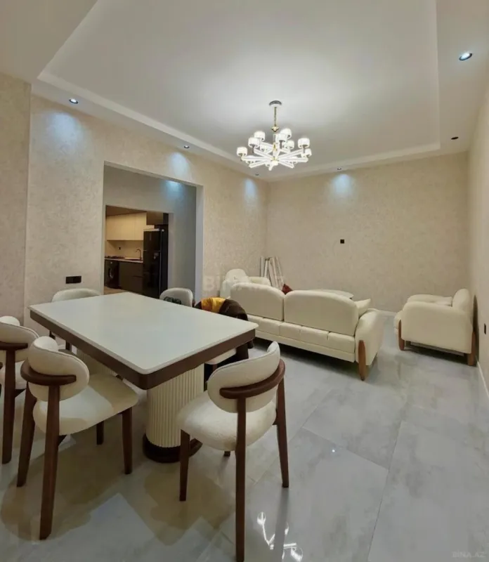 Satılır 4 otaqlı həyət evi 170 m²