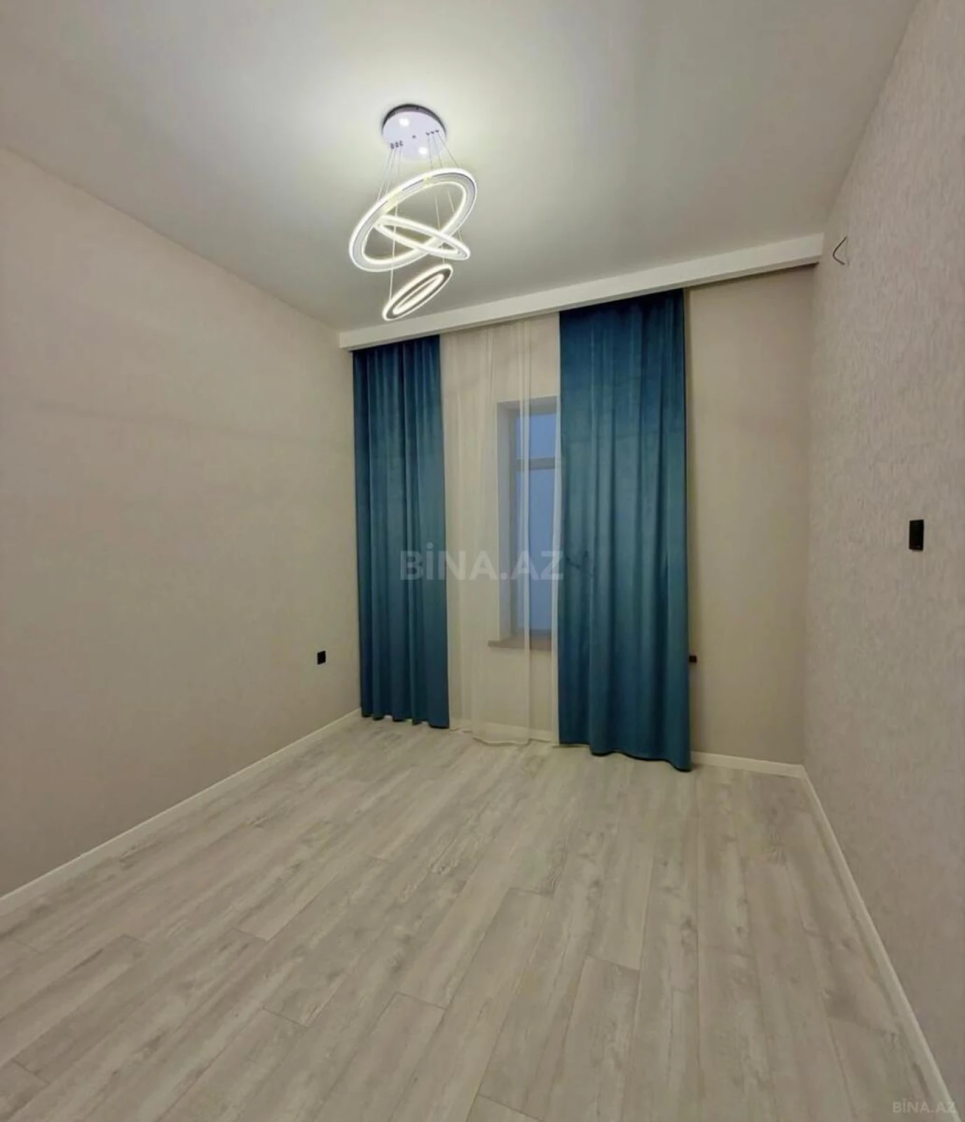 Satılır 4 otaqlı həyət evi 170 m²