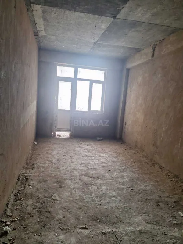 Satılır 3 otaqlı mənzil 143 m²
