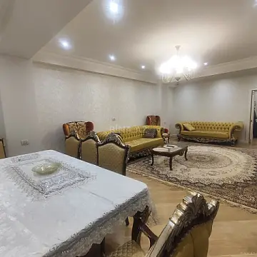 Kirayə verilir 4 otaqlı mənzil 220 m² — Bakı 4 otaq 220.00 m²