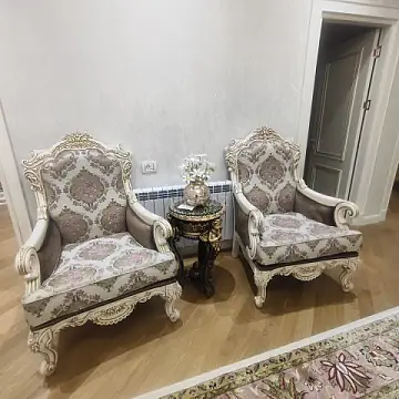 Kirayə verilir 4 otaqlı mənzil 220 m²