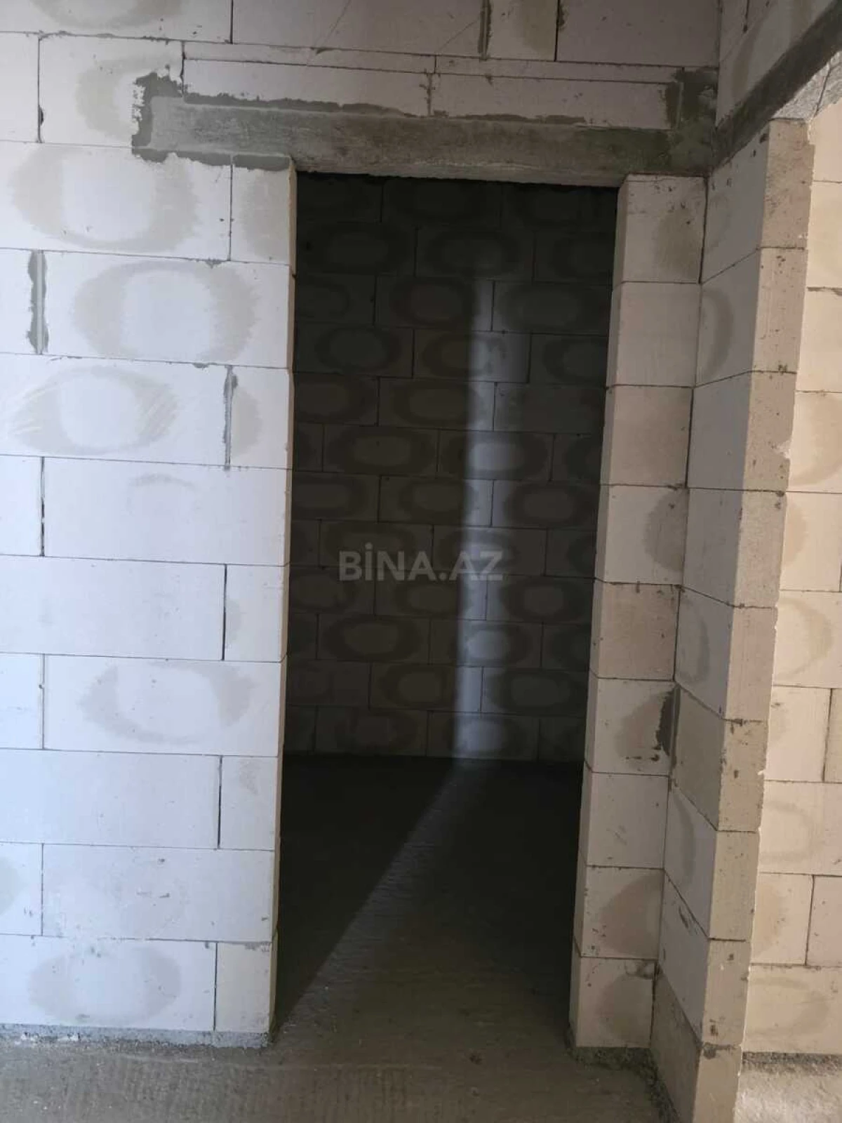 Satılır 3 otaqlı mənzil 148 m²