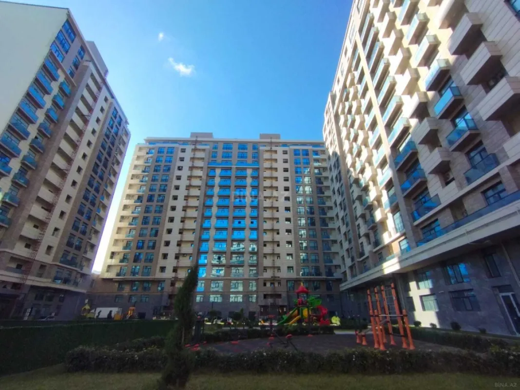 Satılır 3 otaqlı mənzil 119 m²