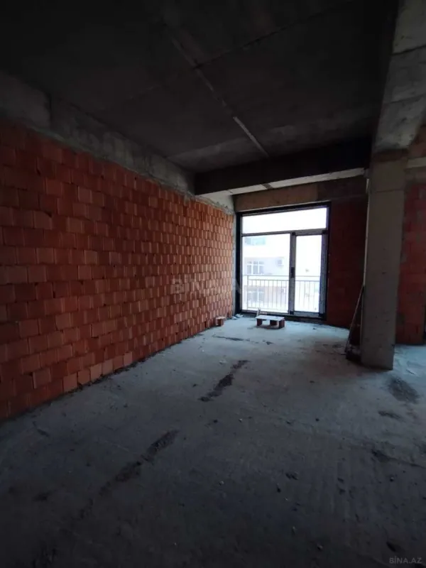 Satılır 3 otaqlı mənzil 119 m²