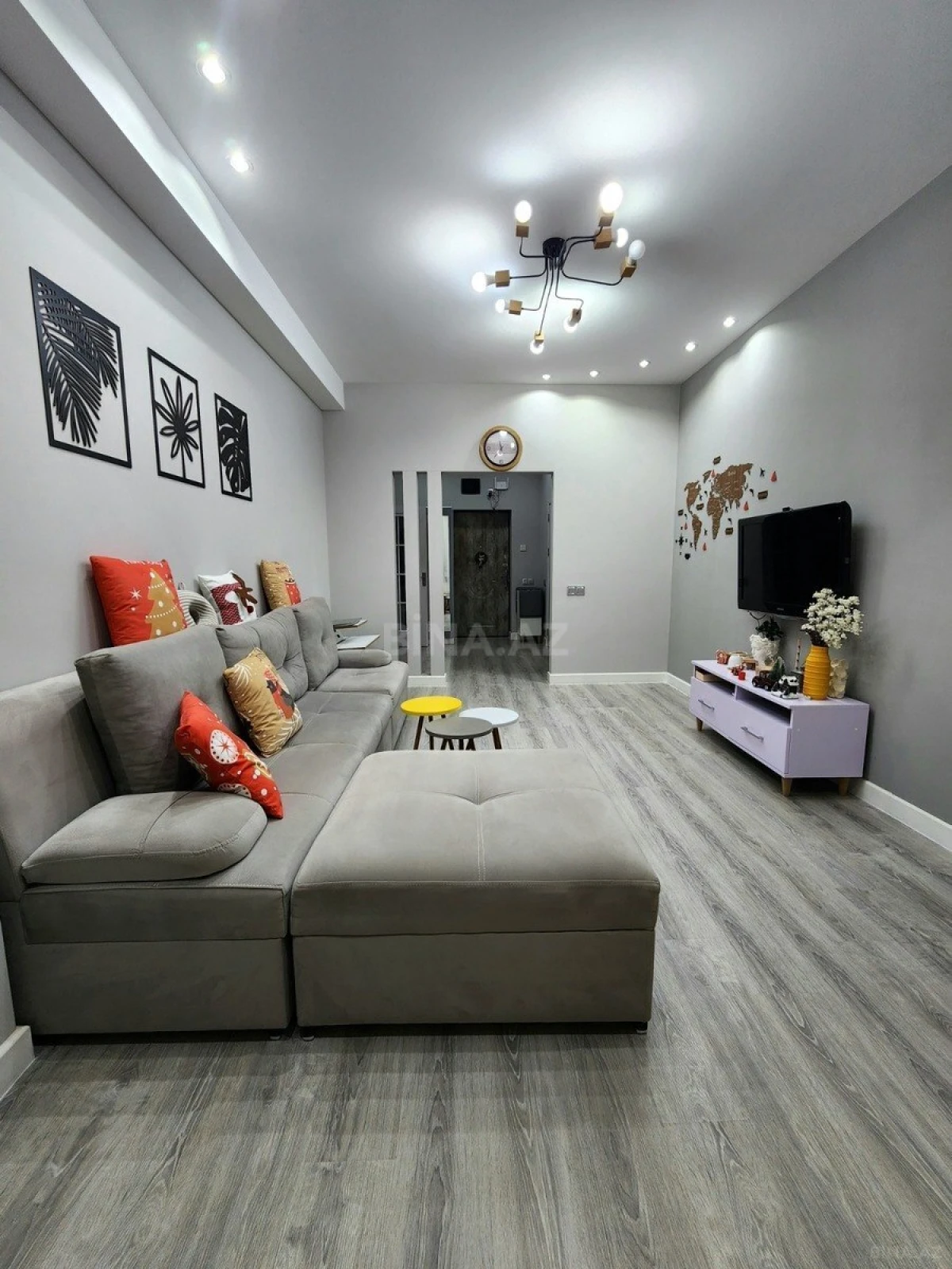 Satılır 2 otaqlı mənzil 55 m²