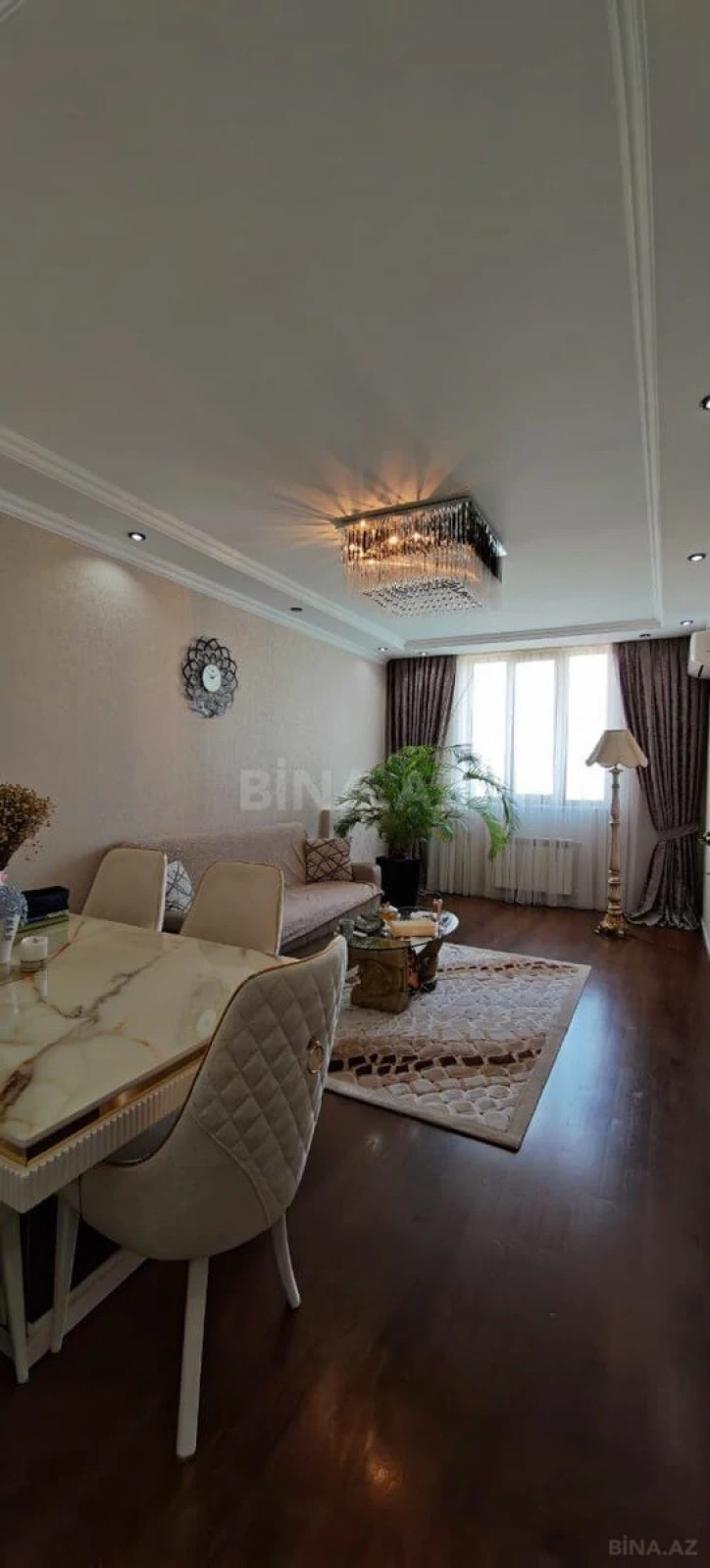 Satılır 3 otaqlı mənzil 127 m²