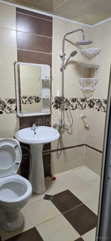 Kirayə verilir 2 otaqlı mənzil 65 m²