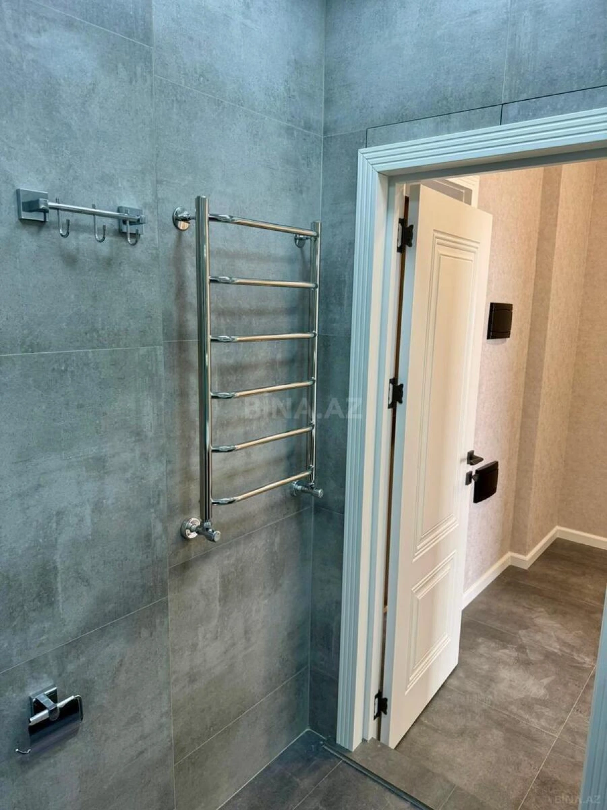 Satılır 2 otaqlı mənzil 60.7 m²