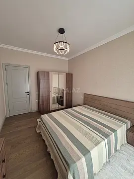 Kirayə verilir 3 otaqlı mənzil 120 m²