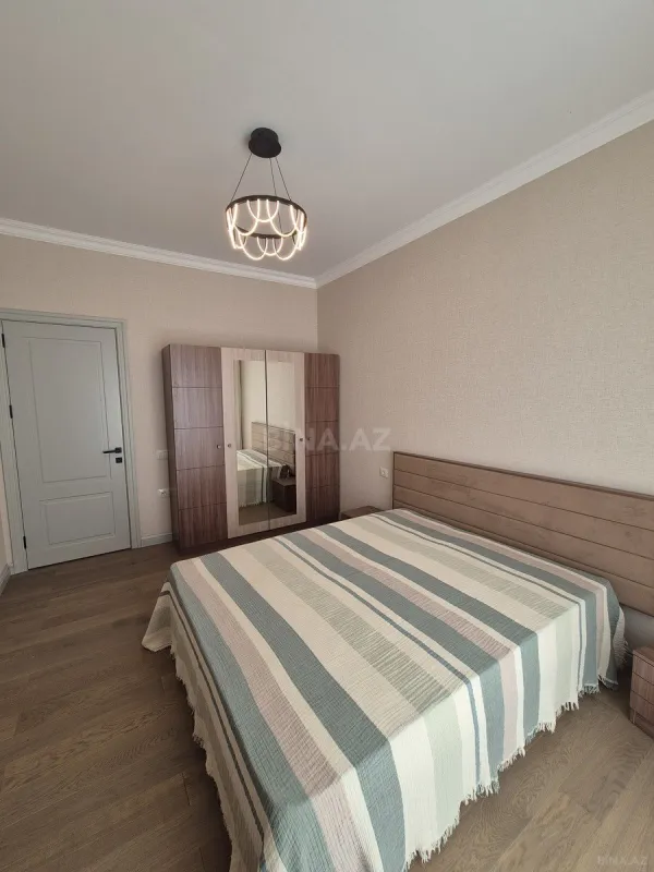 Kirayə verilir 3 otaqlı mənzil 120 m²