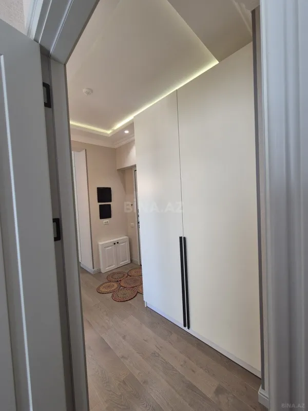 Kirayə verilir 3 otaqlı mənzil 120 m²
