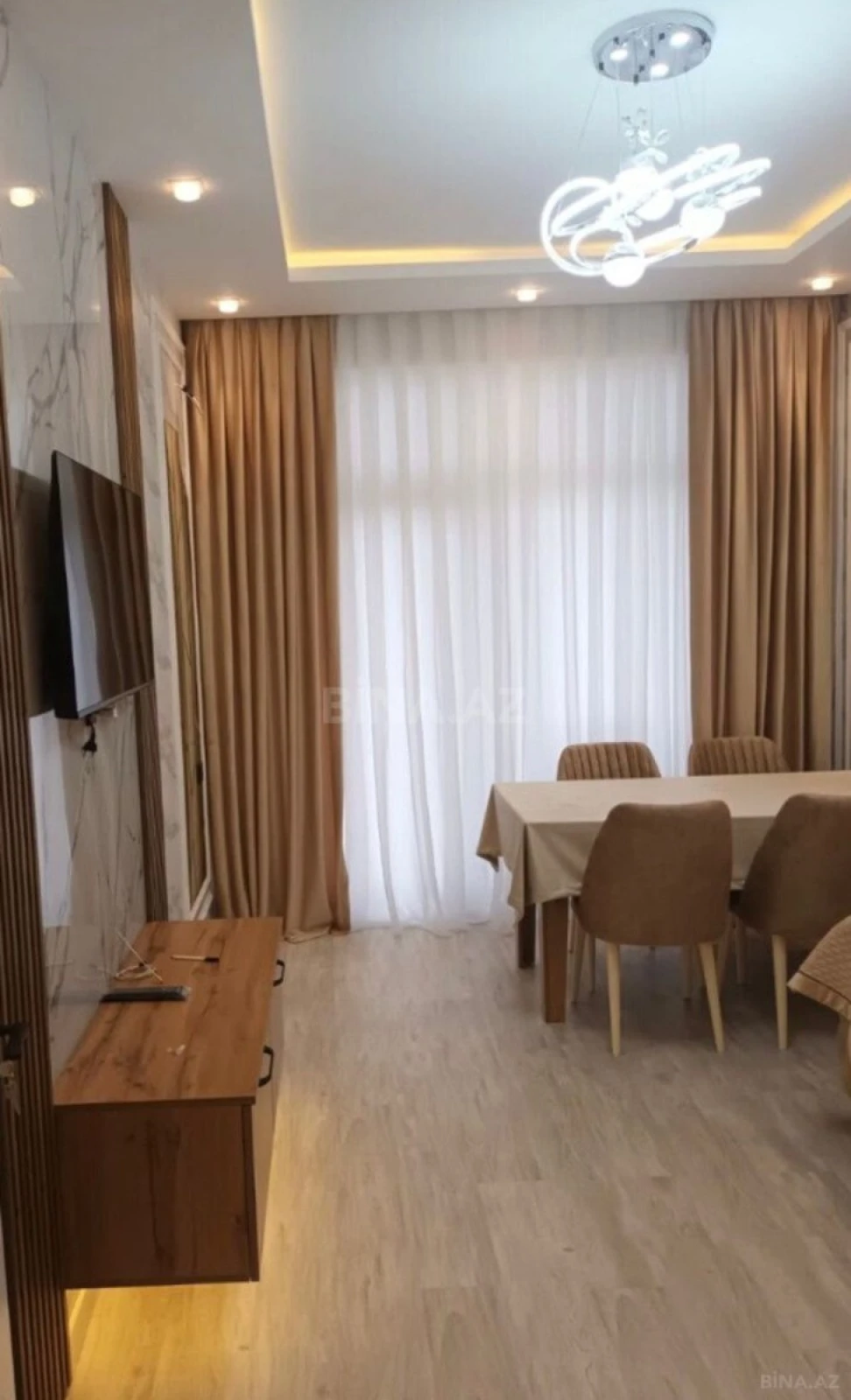 Kirayə verilir 2 otaqlı mənzil 52 m²