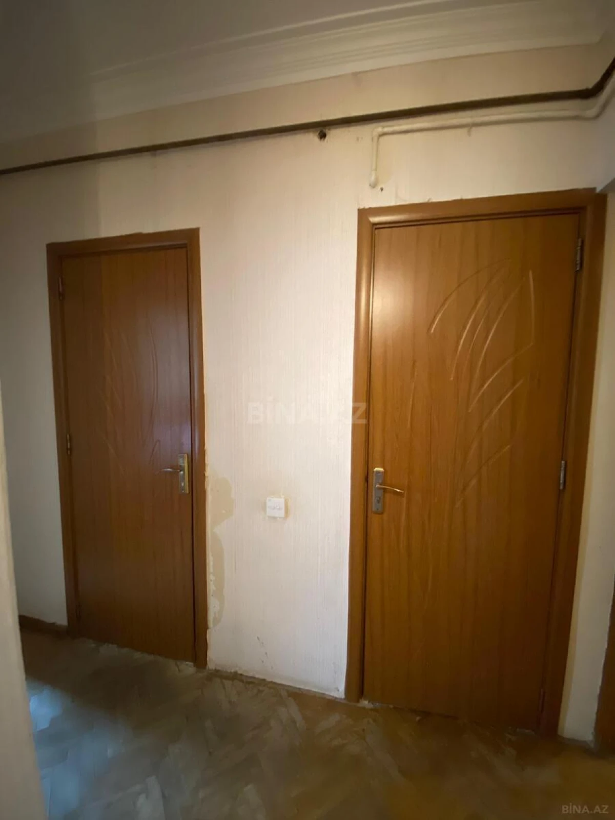 Satılır 4 otaqlı mənzil 100 m²