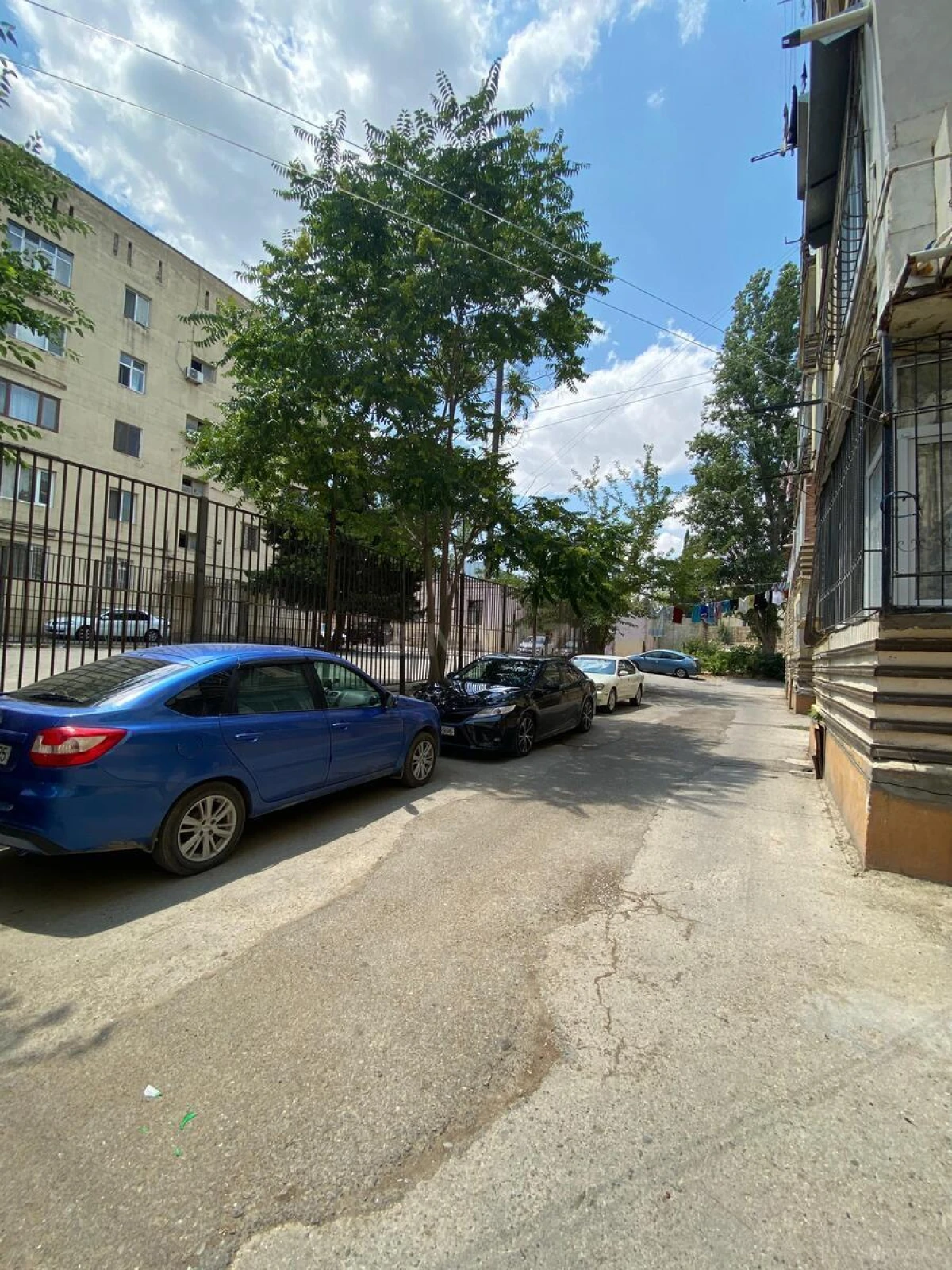 Satılır 4 otaqlı mənzil 100 m²