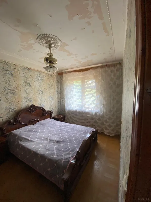 Satılır 4 otaqlı mənzil 100 m²