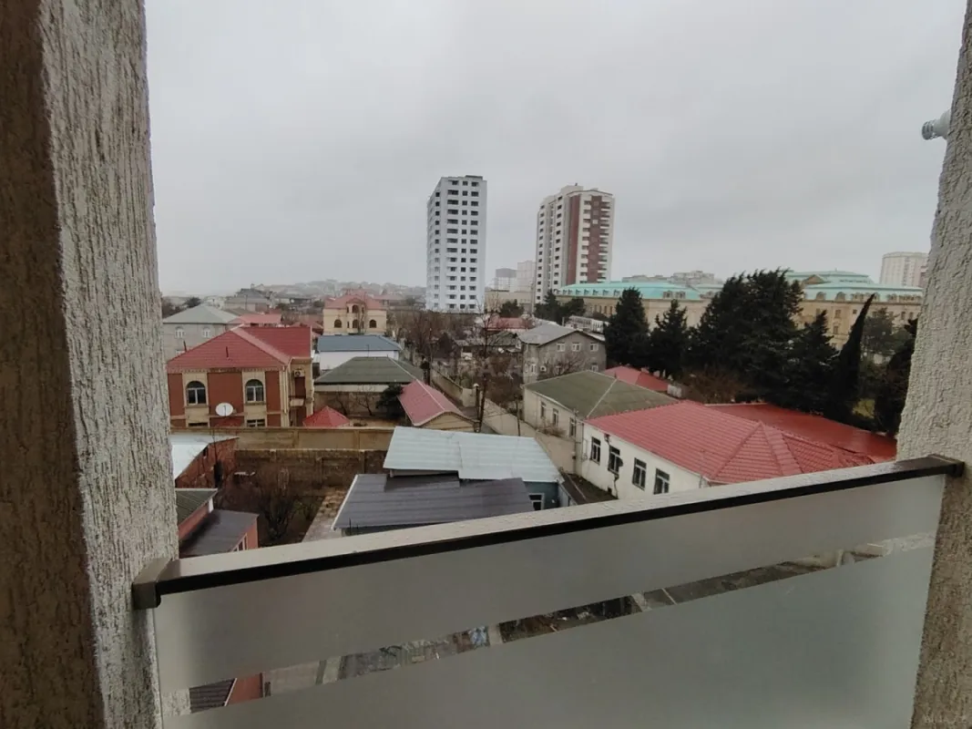 Satılır 3 otaqlı mənzil 98 m²