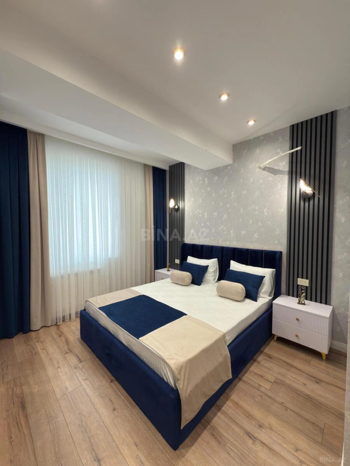 Satılır 4 otaqlı mənzil 110 m²