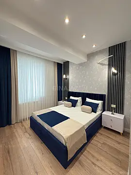 Satılır 4 otaqlı mənzil 110 m²