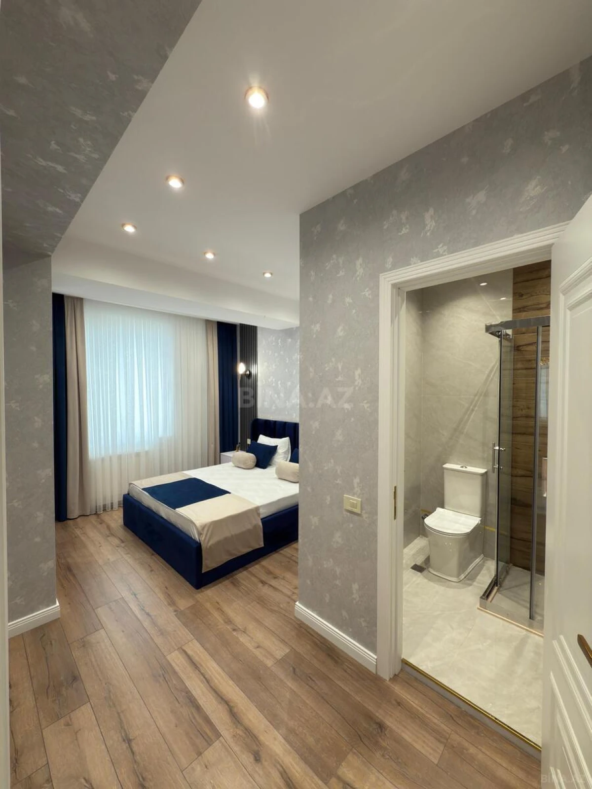 Satılır 4 otaqlı mənzil 110 m²