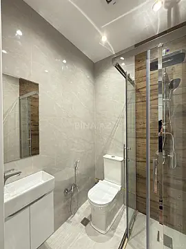 Satılır 4 otaqlı mənzil 110 m²