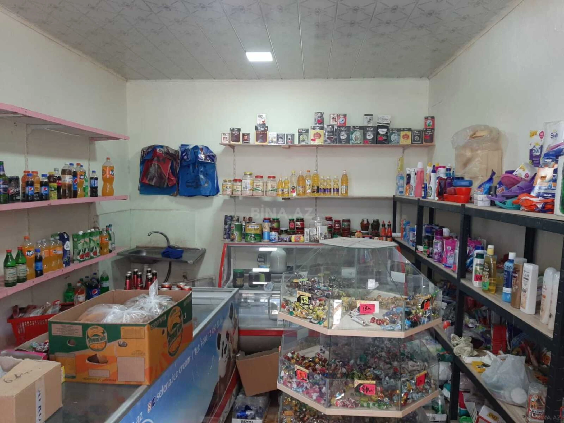 Satılır obyekt 500 m²